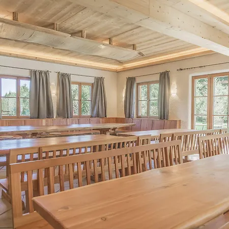 Lägenhetshotell Alpinest 3*