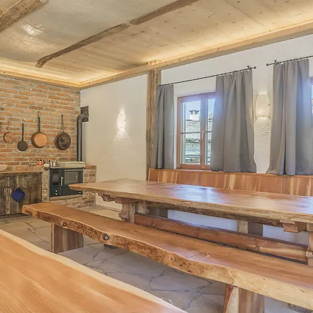 Alpinest Apartmanhotel 3*